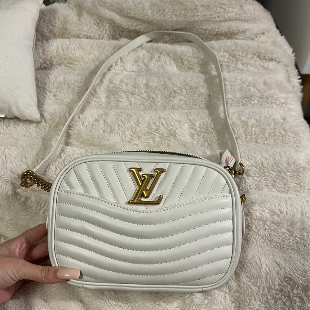 fake LV bag